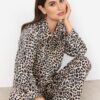 SC-OWENA jeansjakke med leopardprint