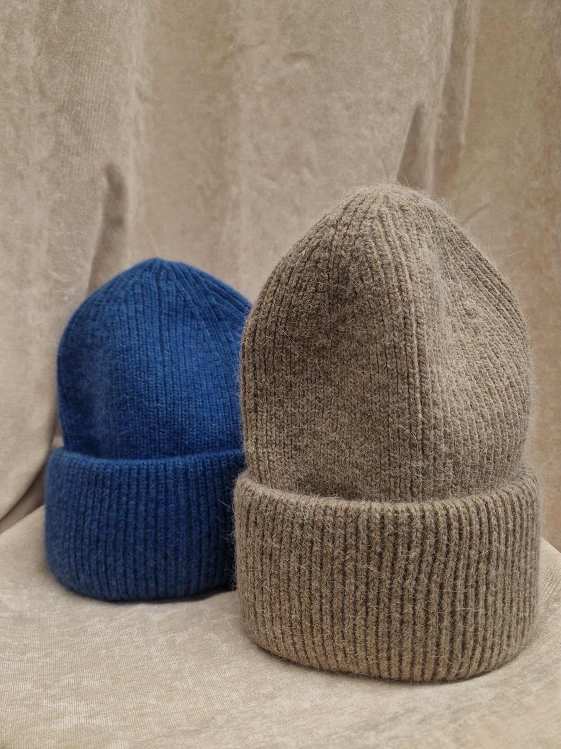 Kvitfjell hue i angora