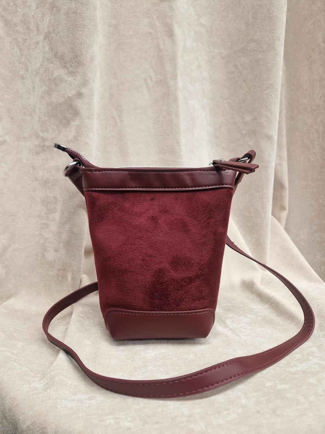 IntexSkandia veske i vinrød